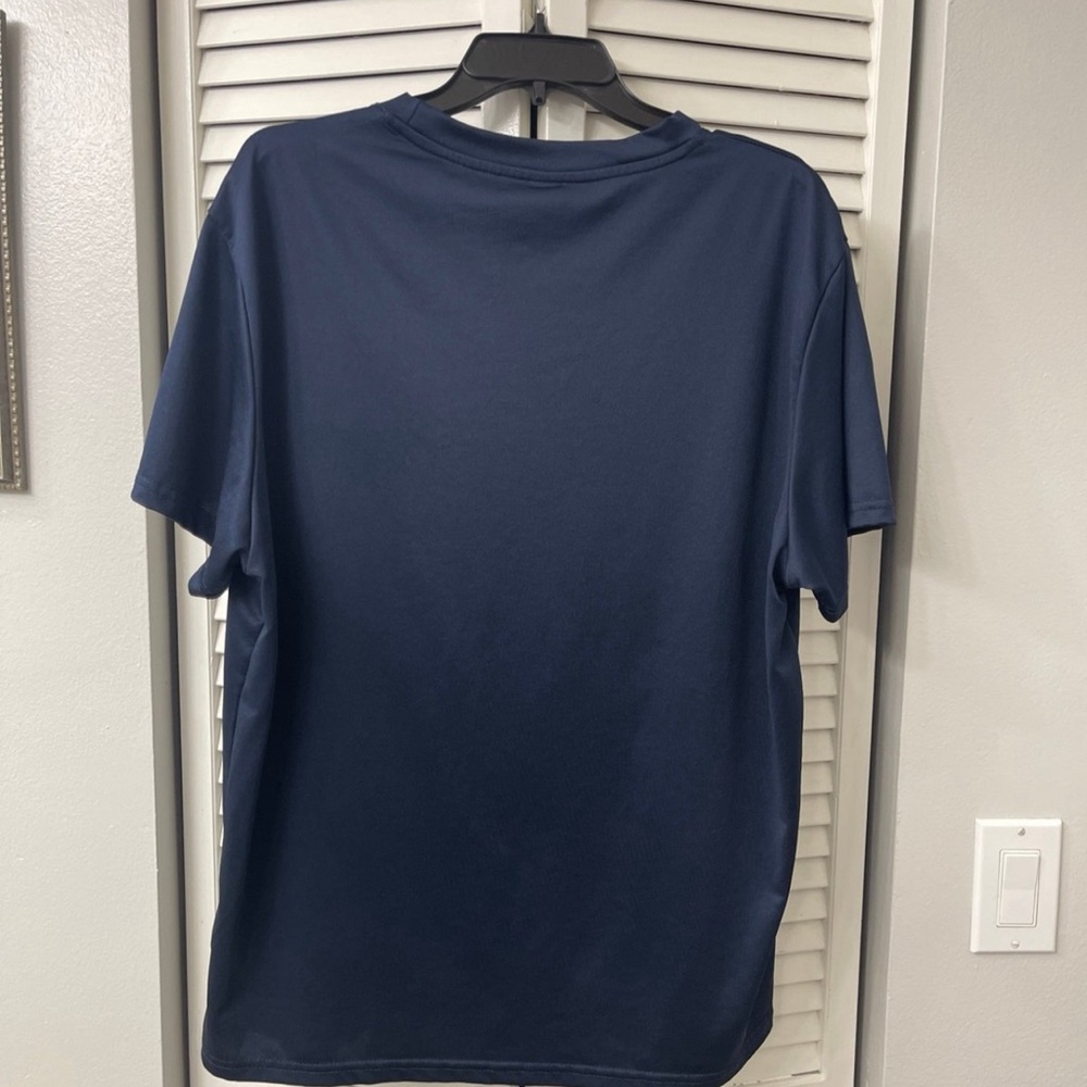 NWOT T-shirt (large) - Picture 3 of 3